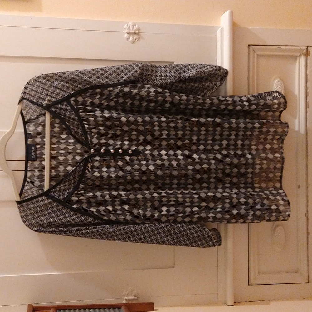 Avenue black print sheer blouse Sz 22/24